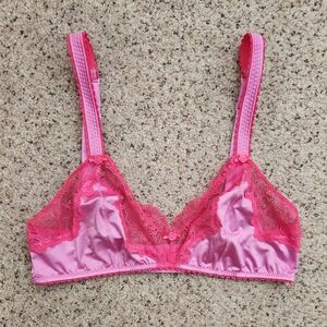 SKIMS Pink Bralette